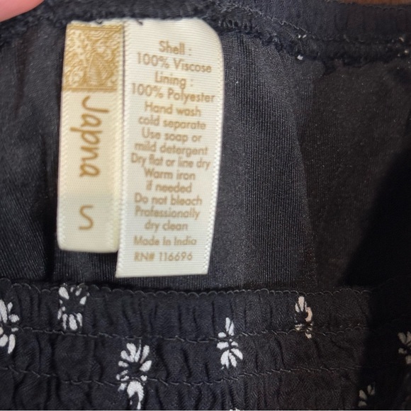 Japana Women’s Size S bandeau tube top black floral pattern peplum trim stretchy - Picture 4 of 6